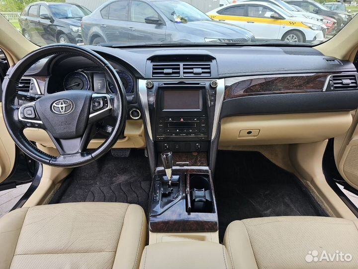 Toyota Camry 2.5 AT, 2015, 64 300 км