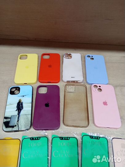 Чехол на iPhone 13