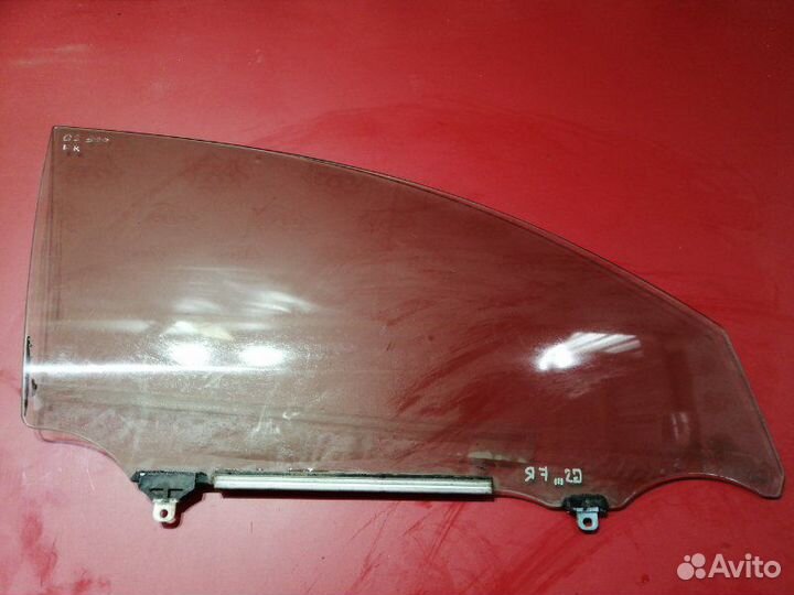 Стекло двери переднее правое Lexus Gs 2005-2011
