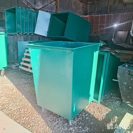 Бак для мусора уличный