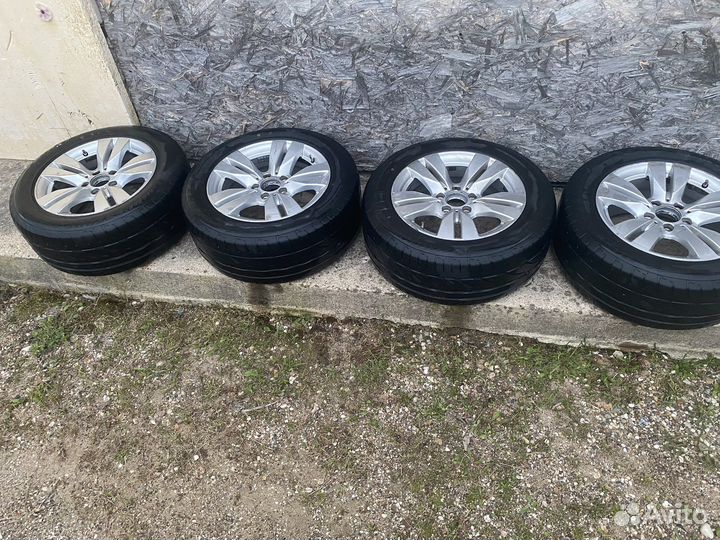 Bridgestone Potenza RE002 Adrenalin 225/55 R16 95