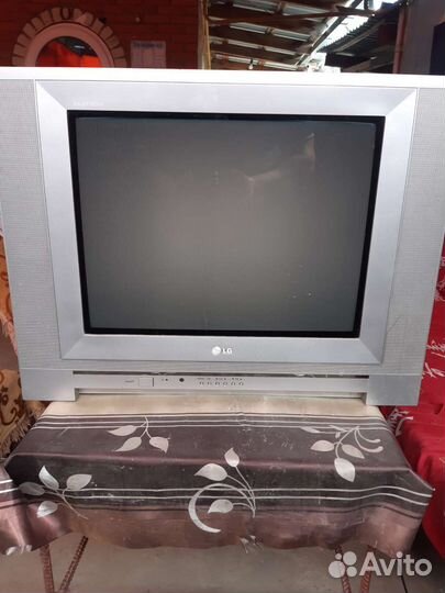 Продаётся телевизор в рабочем состоянии