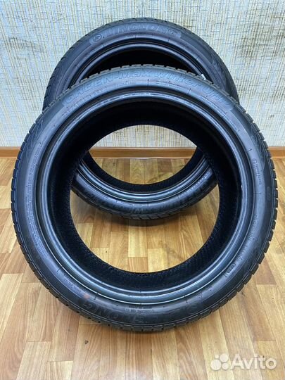 LingLong Green-Max Winter UHP 235/45 R18