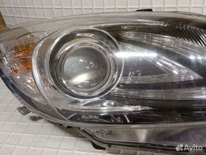 Фара правая Mazda 3 bl дефект
