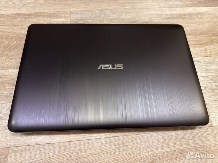 Свежий asus A6gen9/8/240ssd/видик 2 Гб