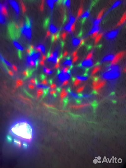 Диско шар лампа разноцветная