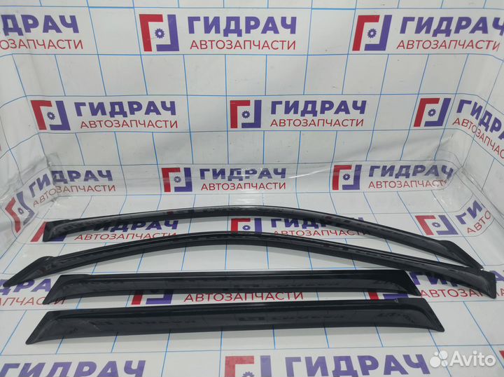 Ветровики Toyota Land Cruiser Prado (J150)