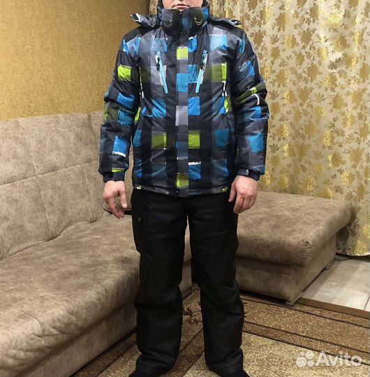 Горнолыжный костюм