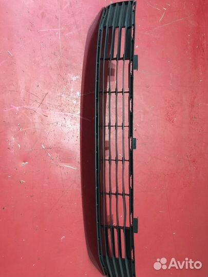 Решетка радиатора передняя Toyota Camry XV50