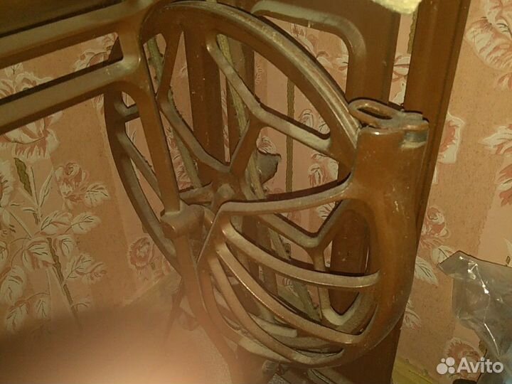 Ножная финская швейная машина Tikka