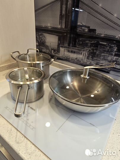 Набор посуды,новый