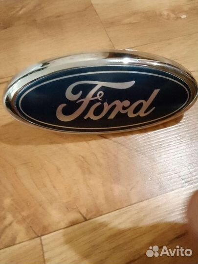 Шильдик ford focus 2