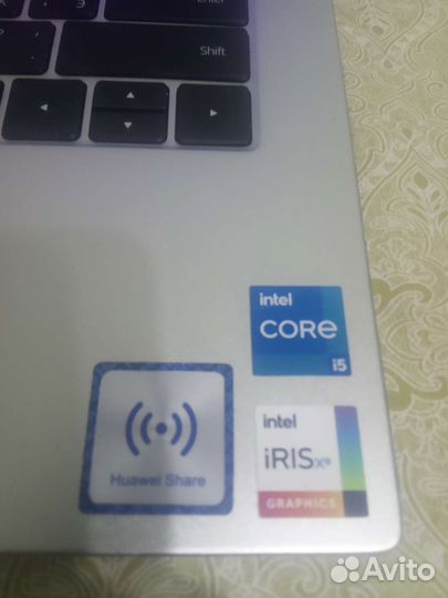 Продам нетбук