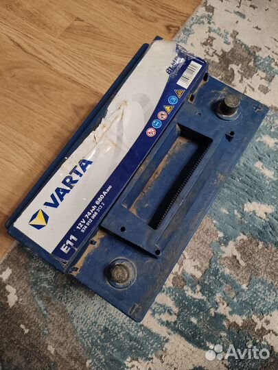 Аккумулятор Varta 74Ah 680A обратная полярность