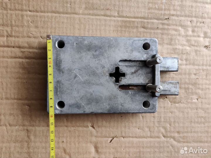 Ригельный замок