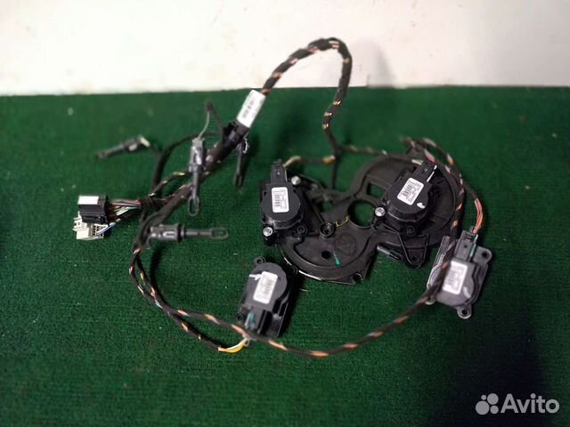 Моторчик заслонки отопителя Opel Mokka