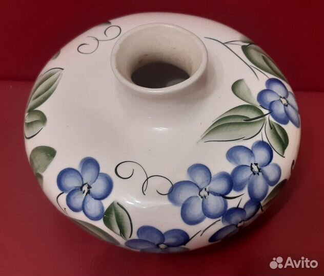 Фарфоровая ваза СССР. Редкая. Высота 10 см