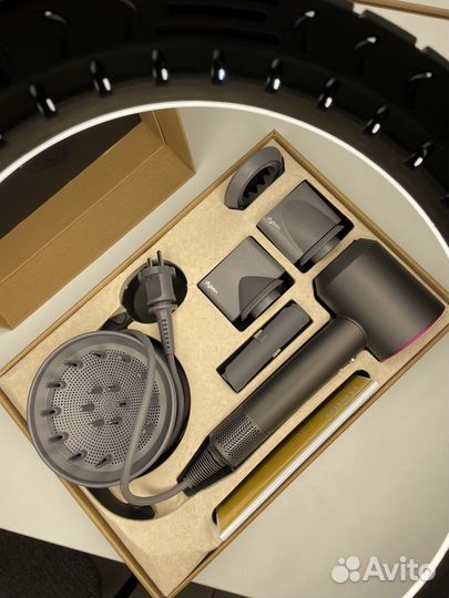 Dyson supersonic hd04