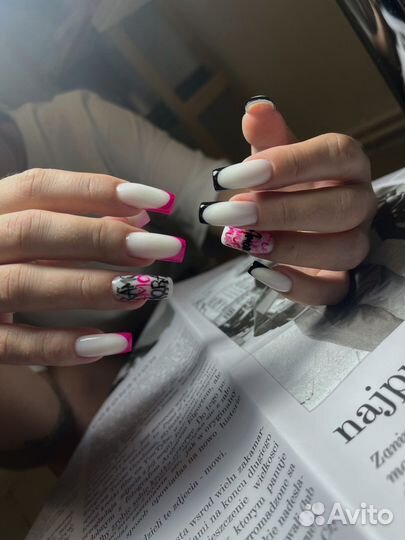 Мастер маникюра, наращивание ногтей