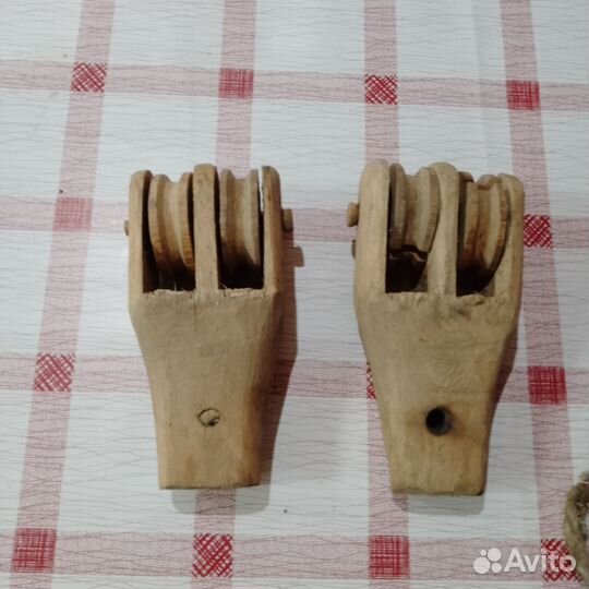 Набор деталей(7шт.)для старинного ткацкого станка