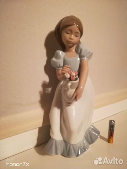 Статуэтка фарфор NAO lladro