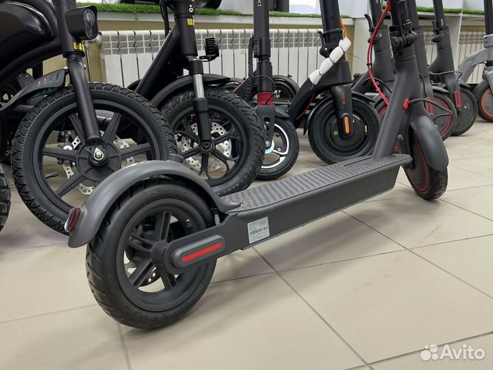 Электросамокат xiaomi m365 pro новый оригинал