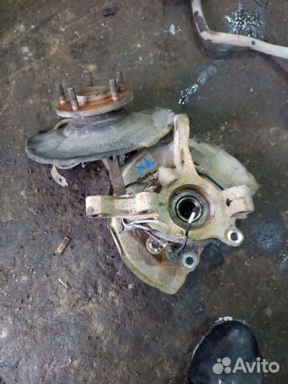 Поворотний кулак outlander xl