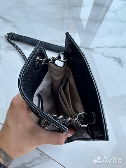 Сумка(чехол) для телефона Guess