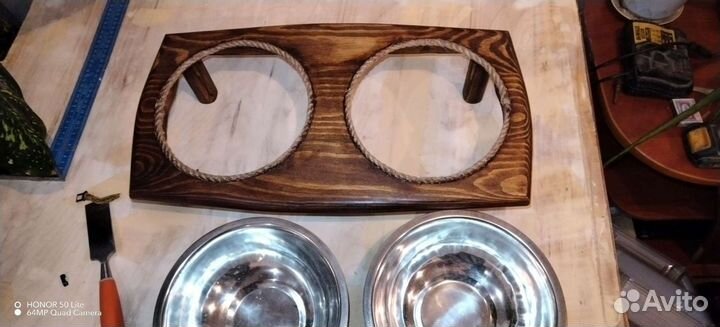 Подставка под миски