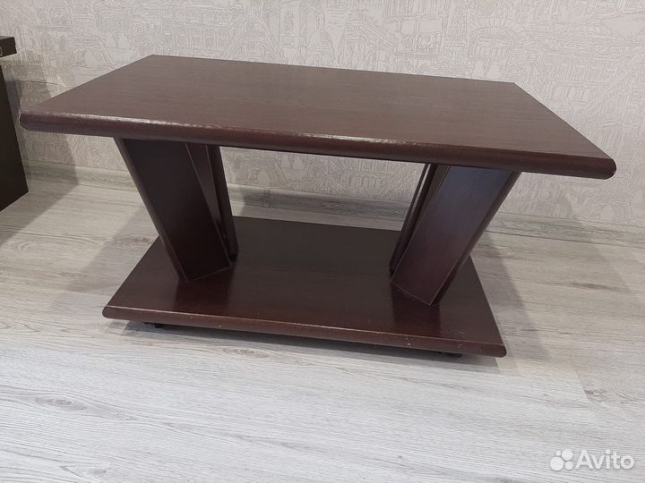 Стол
