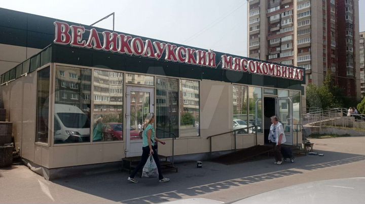 Аренда павильона у ТЦ в Рыбацком