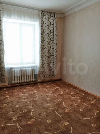 Комната 19,3 м² в 1-к., 1/2 эт.