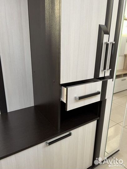 Прихожая Лира