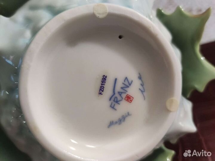 Фигурка -елка с птицами, фарфор,ручн.работа, колле