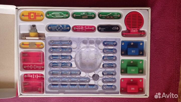 Электронный конструктор знаток