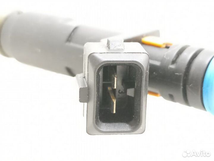 Форсунка топливная Chevrolet Cruze 1.8 F18D4 2011