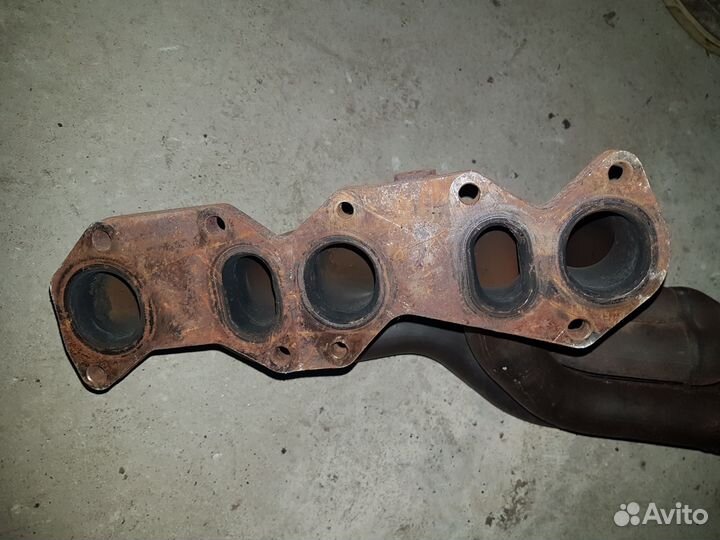 Коллектор выпускной VW Passat B5 VR-5 2,3L