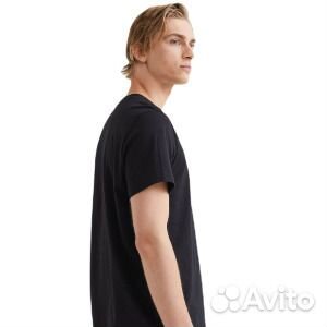 Футболка H&M Regular Fit V-neck, черный