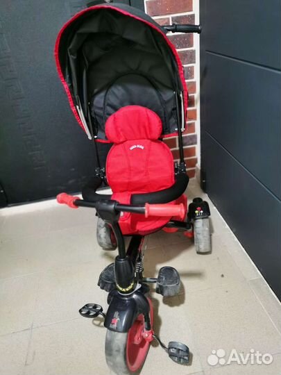 Трехколесный велосипед