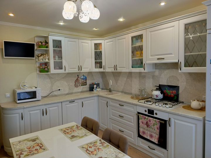 2-к. квартира, 61,2 м², 2/10 эт.