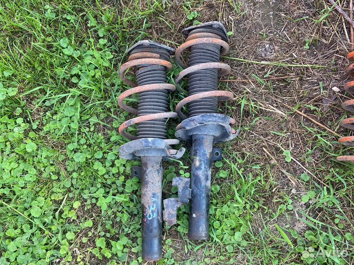 Передние Стойки Ford Focus 2