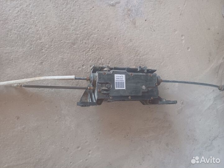 Электронный блок ручника renault