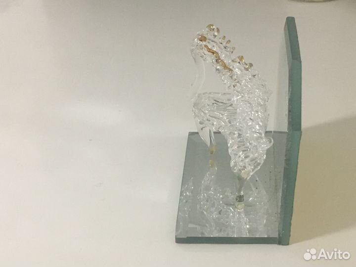 Рояль стеклянный