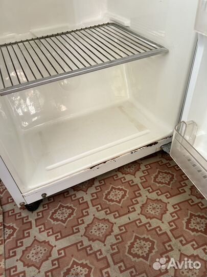 Холодильник Daewoo 2-камерный