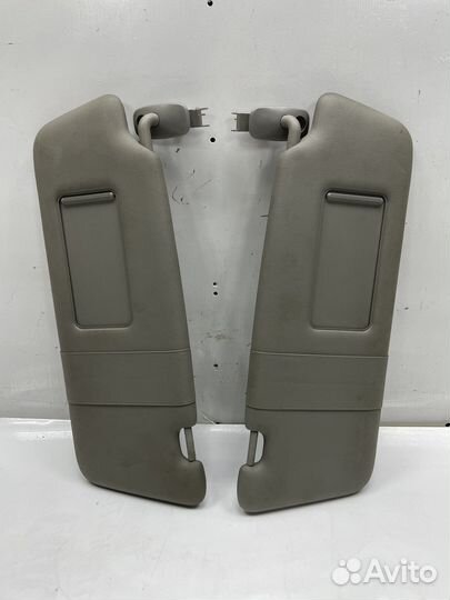 Козырек солнцезащитный левый/правый Audi A4 B6