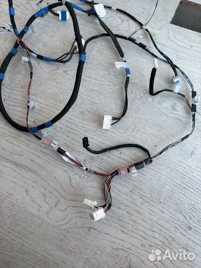 Lexus RX4 Проводка торпеды