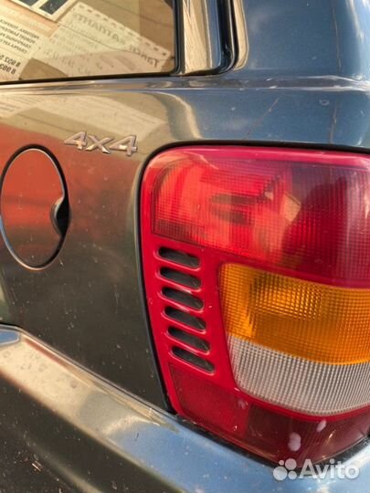 Фонарь в крыло левый Jeep Grand Cherokee WJ 3.1