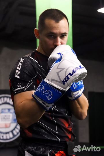 Боксерские перчатки Rival RFX Blue