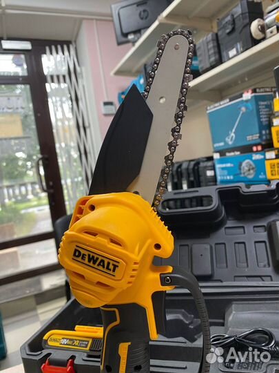 Пила цепная аккумуляторная (сучкорез) Dewalt 18V