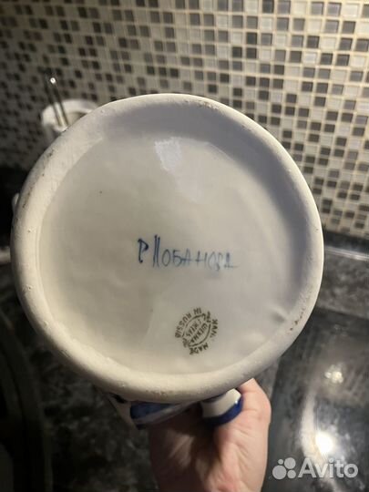 Фарфоровый кувшин гжель